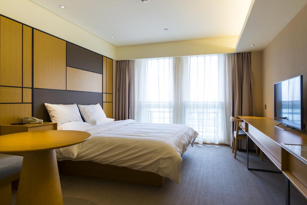 Ji Hotel Shanghai Hongqiao Jinhui Road Zewnętrze zdjęcie